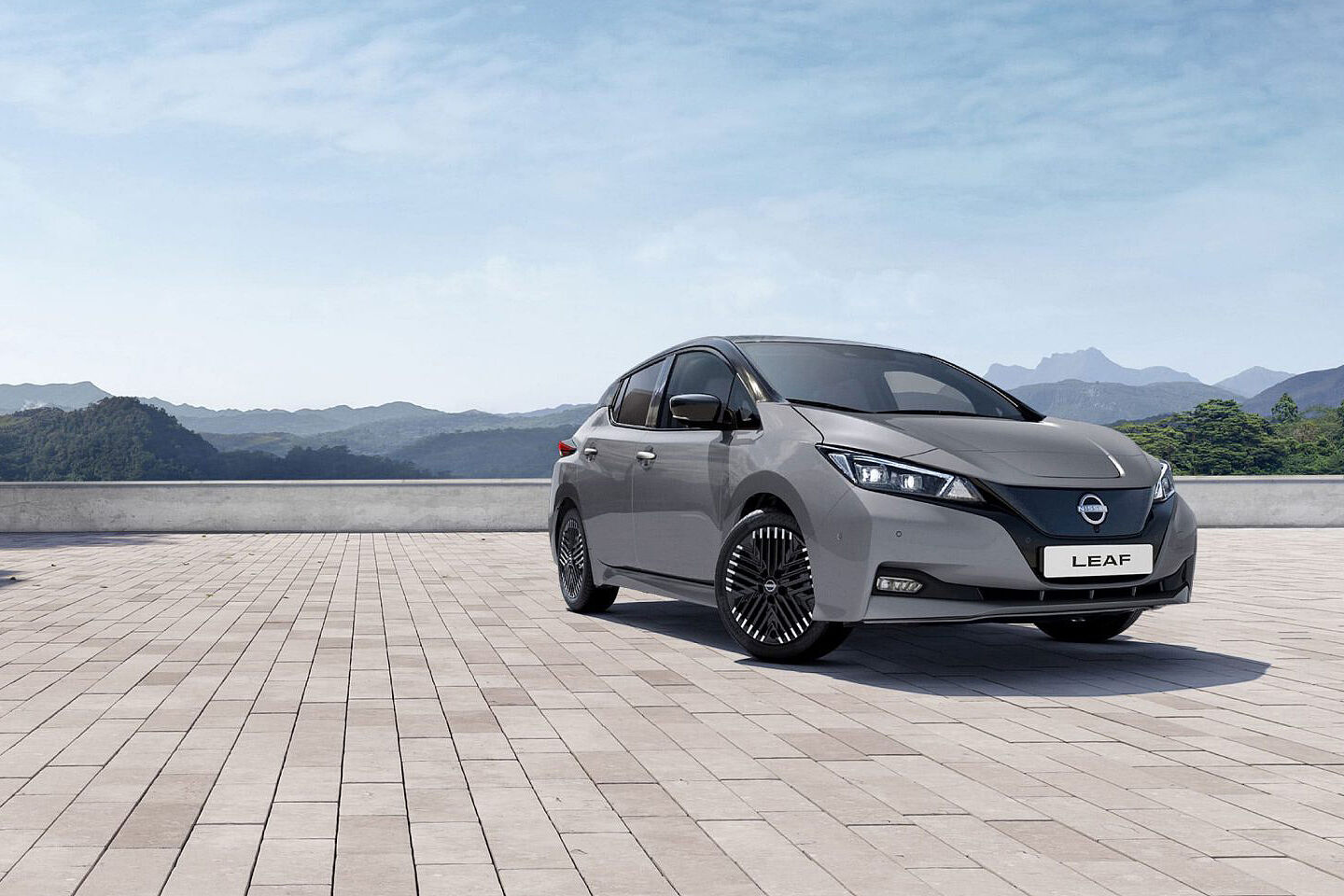 NISSAN BEGAGNADE BILAR