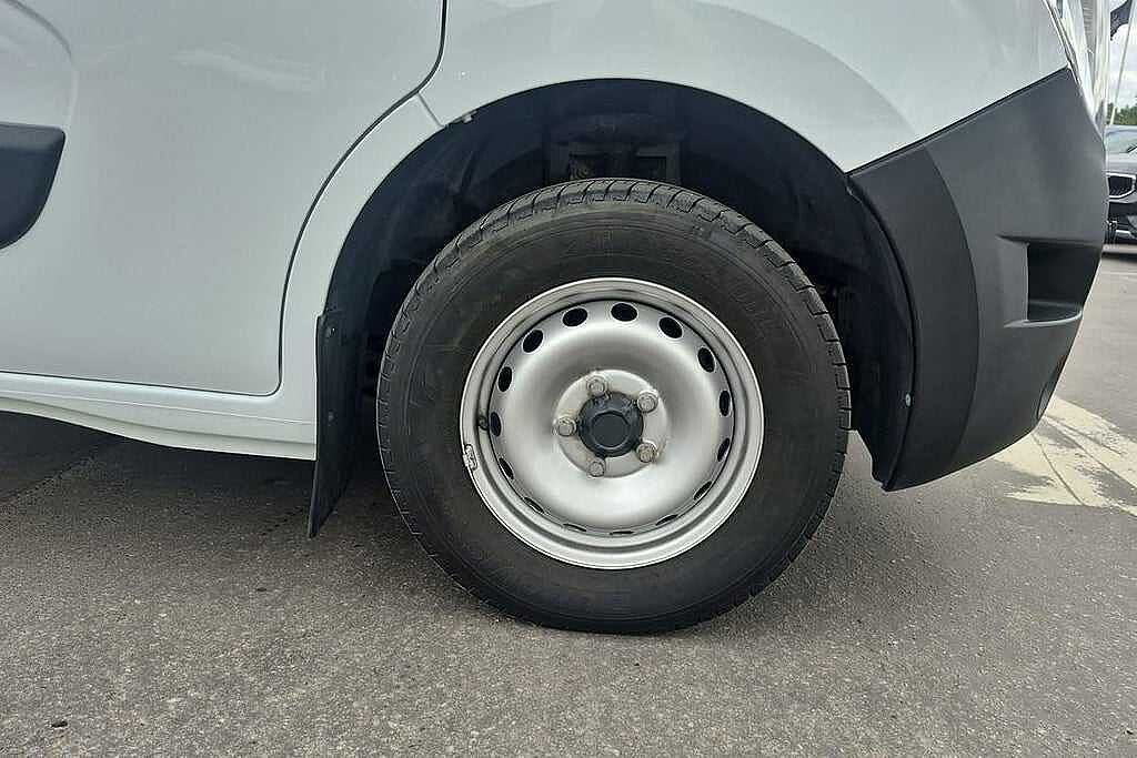 Nissan Interstar