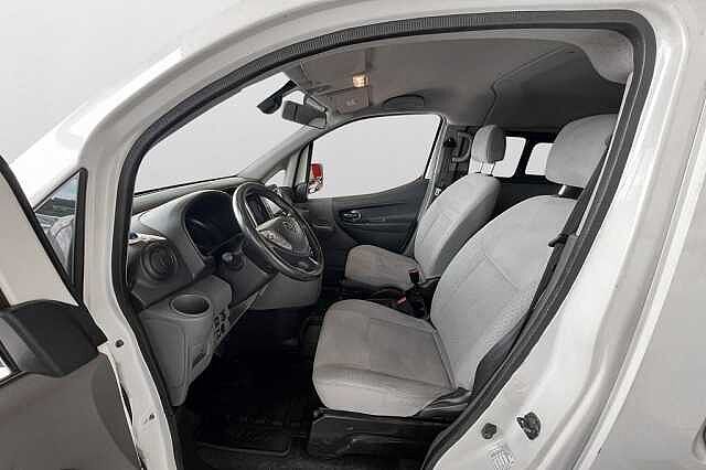 Nissan e-NV200