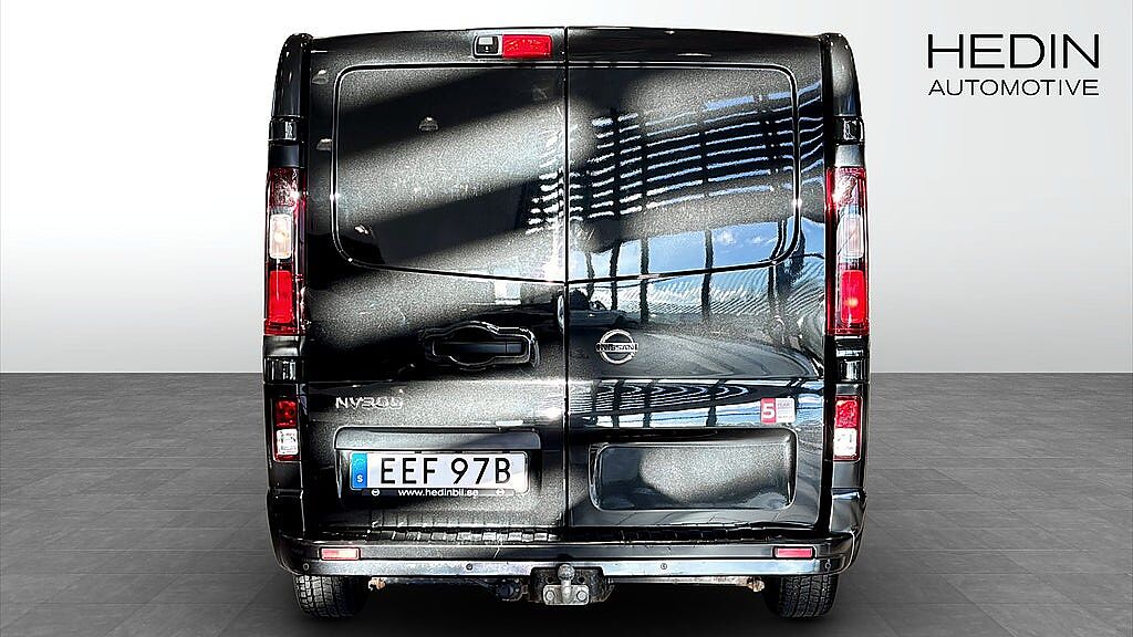 Nissan NV300