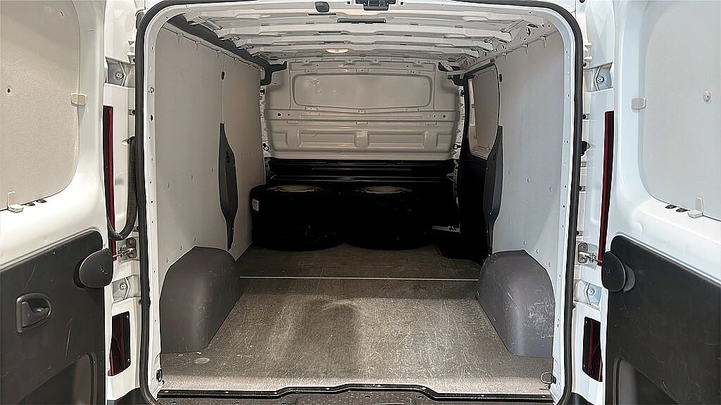 Nissan NV300