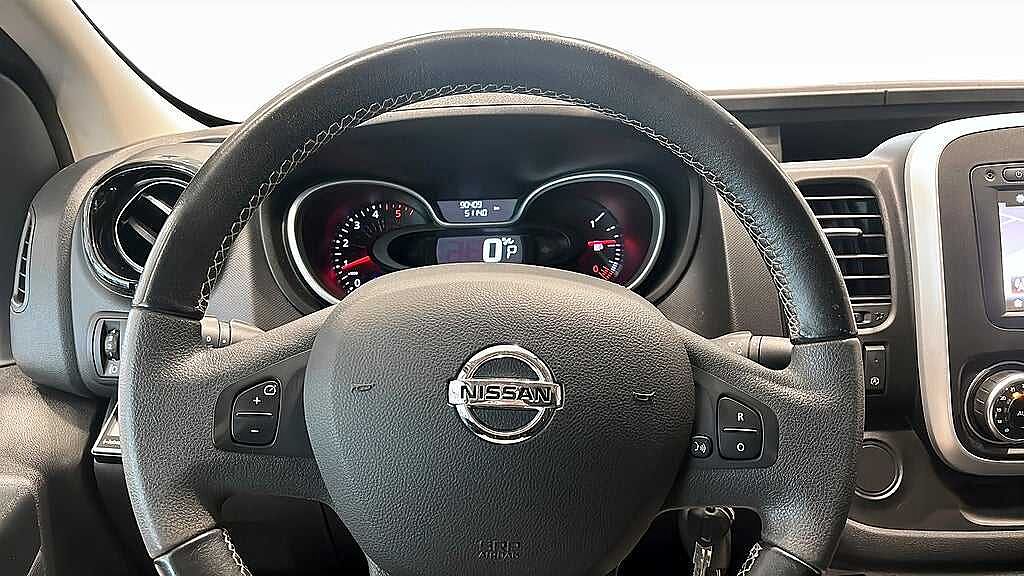 Nissan NV300