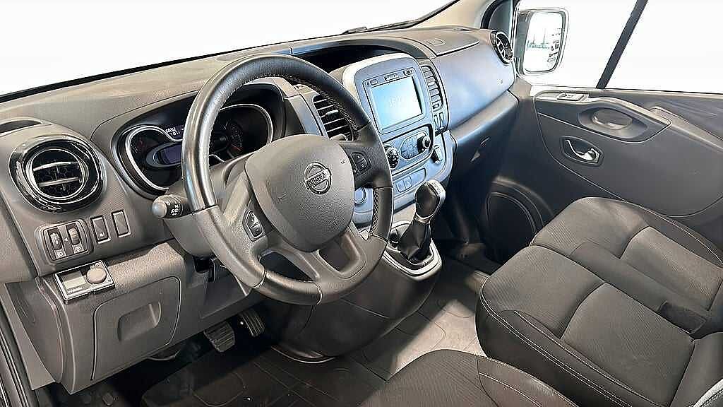 Nissan NV300