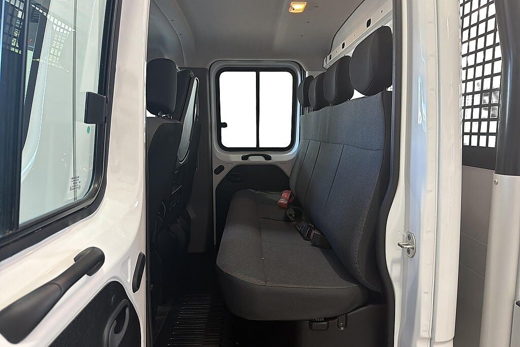 Nissan Interstar