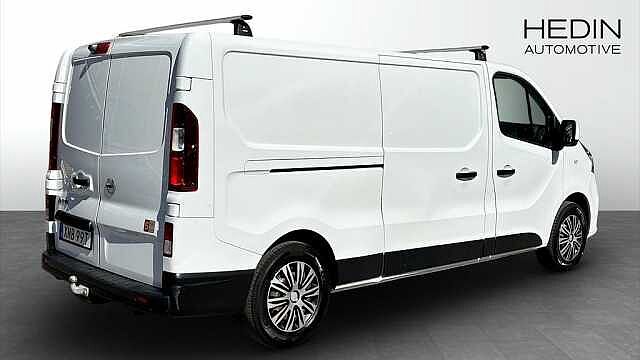 Nissan NV300
