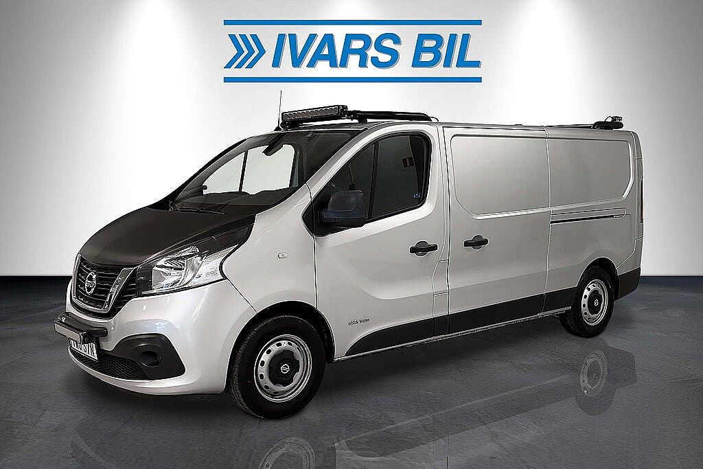 Nissan NV300