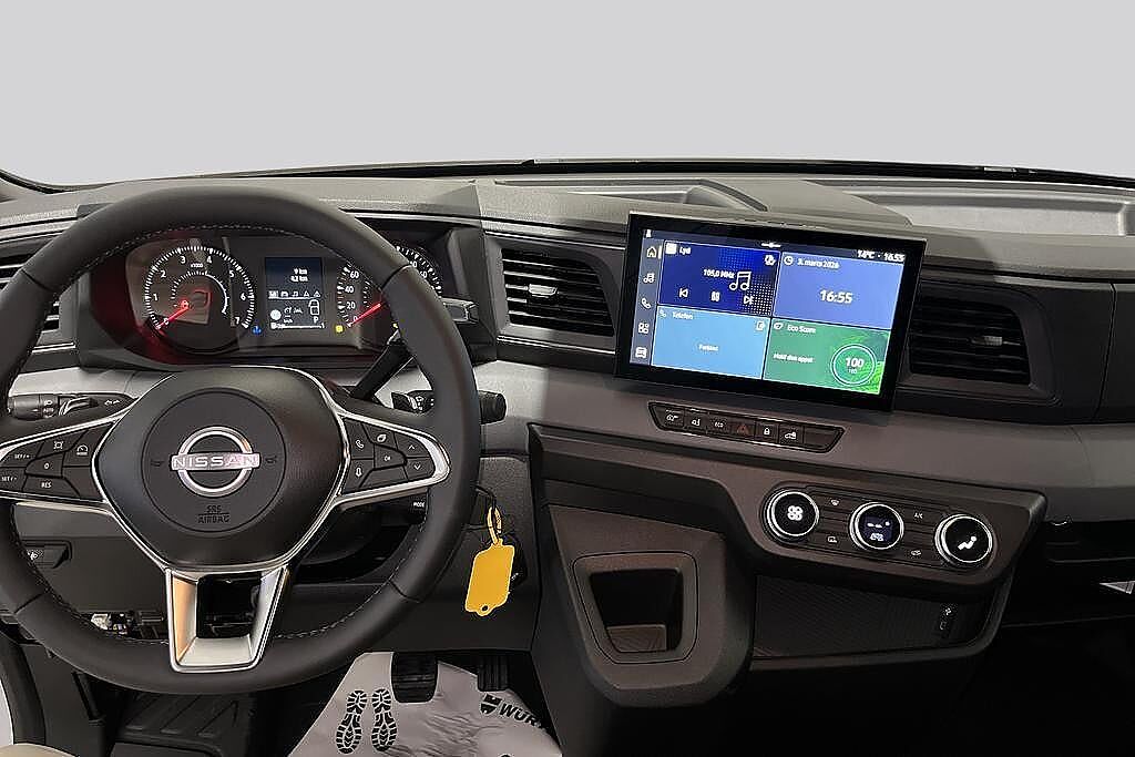 Nissan Interstar