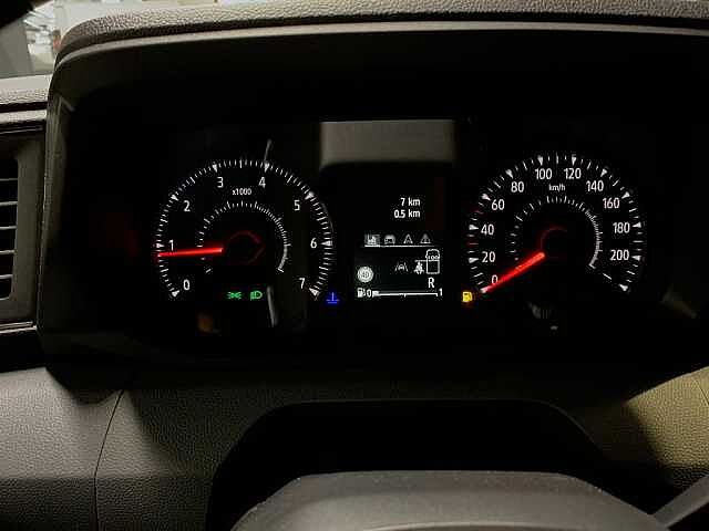Nissan Interstar