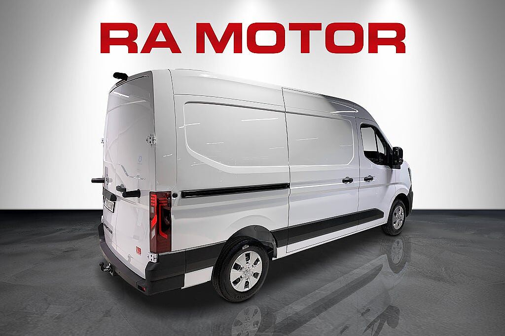 Nissan Interstar
