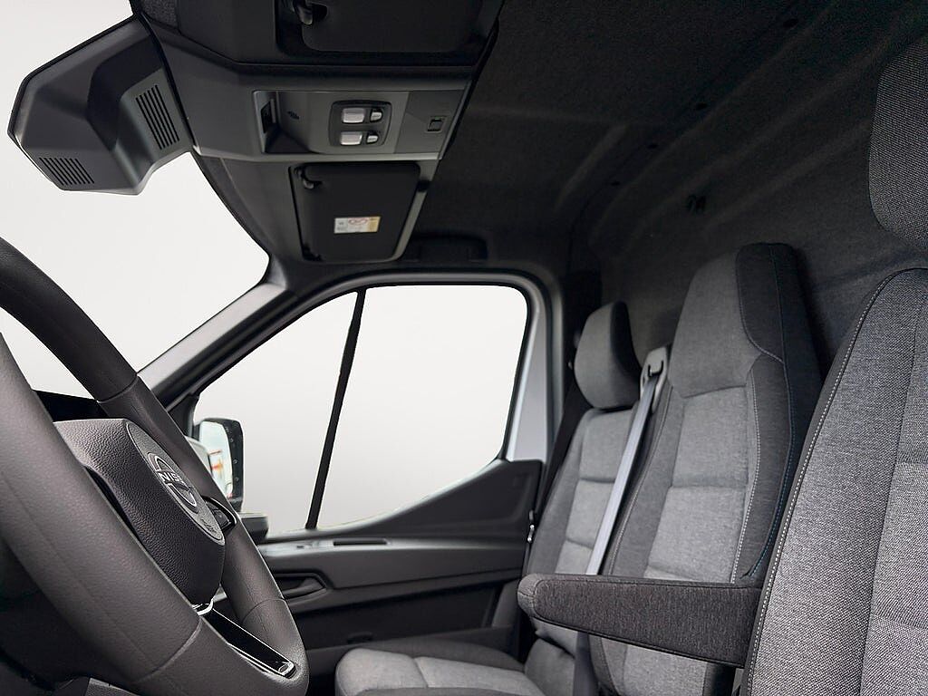 Nissan Interstar